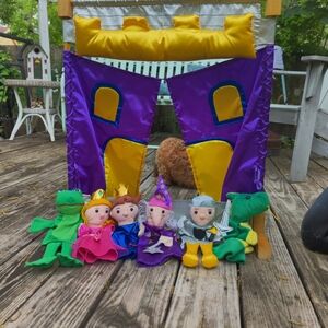 Castle Theater Stage Puppets Wizard King Queen Dragon